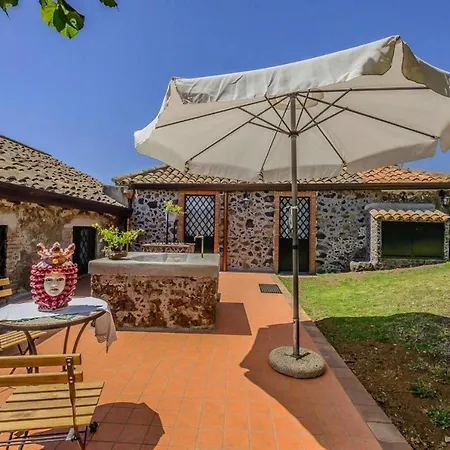 - Isi01102f-dya Apartman SantʼAlfio